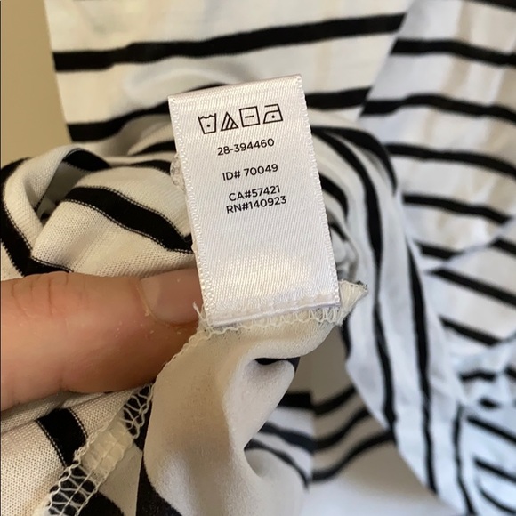 Black & White Striped LOFT Sleeveless Blouse - L - Picture 9 of 13